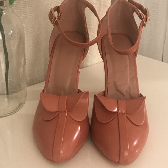 Rose pink heels pumps with bow detail - Picture 4 of 6